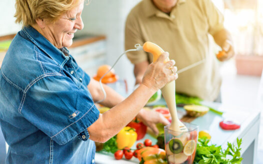 Dieta amica del cuore: alimenti consigliati e da evitare per gli anziani