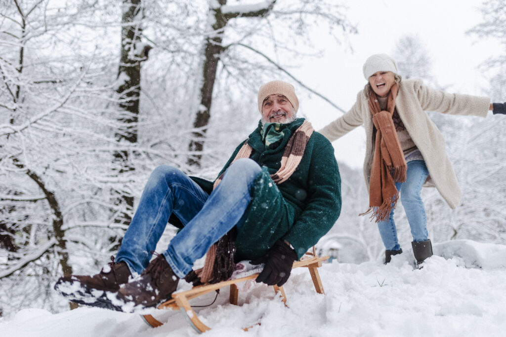 Come favorire la mobilità e l’equilibrio degli anziani in inverno