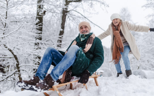 Come favorire la mobilità e l’equilibrio degli anziani in inverno